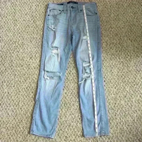 HOLLISTER Skinny Fit Advanced Stretch Light Wash Distressed Women 28 (length 30) - Picture 3 of 14